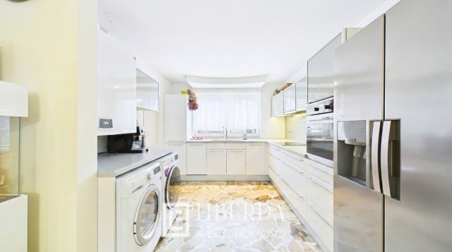 dom szeregowy, 4 pokoje Lublin Dziesiąta, ul. Jana Pocka. Zdjęcie 3