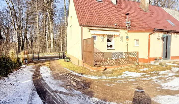 dom szeregowy, 5 pokoi Nacław