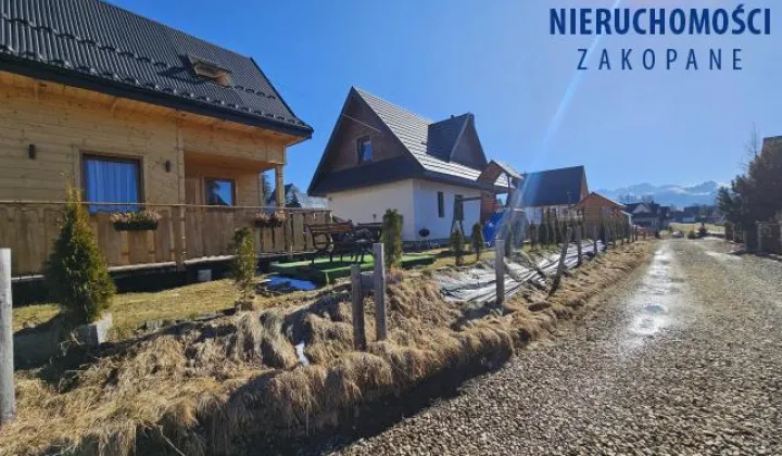 dom wolnostojący, 8 pokoi Ząb