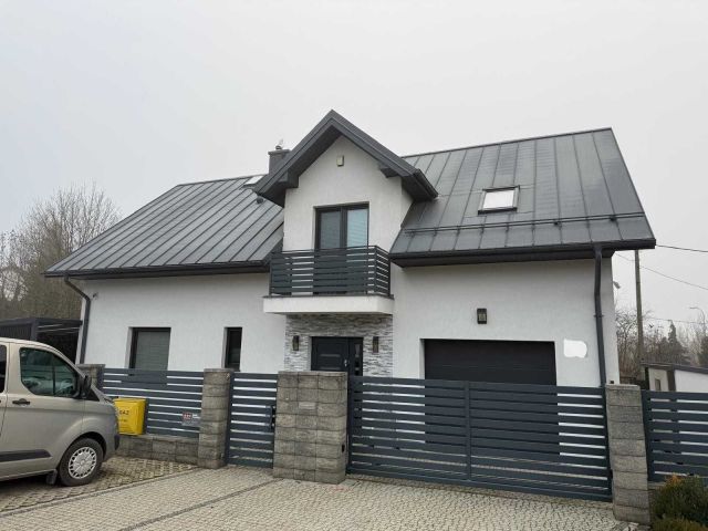 dom wolnostojący Kielce, ul. Pod Telegrafem. Zdjęcie 1