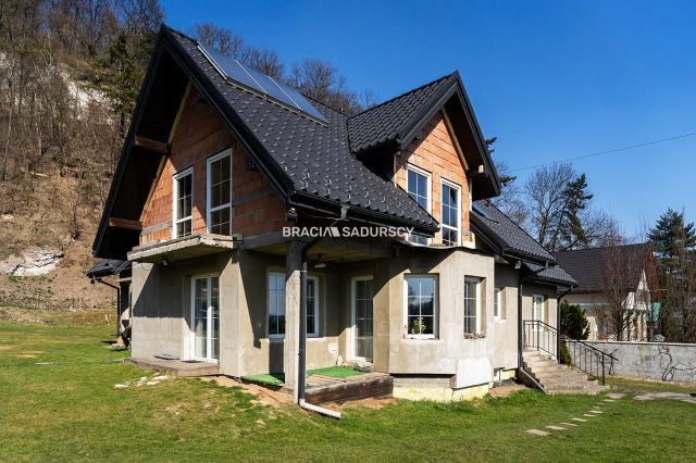 dom wolnostojący, 7 pokoi Kraków Zwierzyniec, ul. Księcia Józefa. Zdjęcie 37