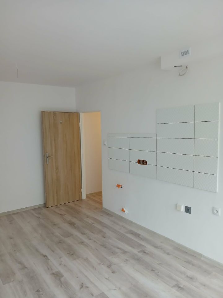 Mieszkanie 1-pokojowe Stuchowo. Zdjęcie 3