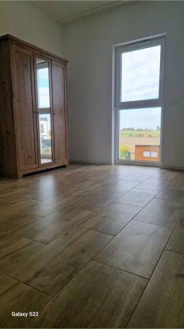 Mieszkanie 3-pokojowe Skarbimierz-Osiedle, ul. Maków. Zdjęcie 1