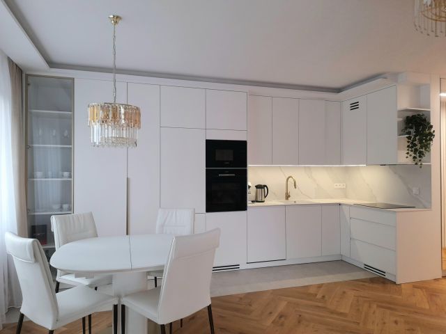 Mieszkanie 3-pokojowe Kraków Zwierzyniec, ul. Piotra Borowego. Zdjęcie 1