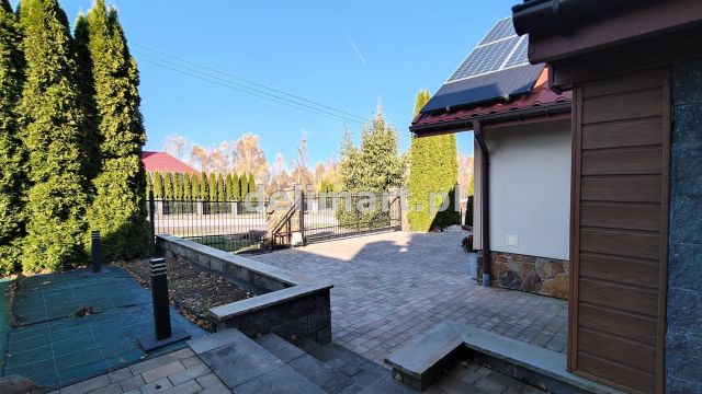 dom wolnostojący, 4 pokoje Zagórz. Zdjęcie 8