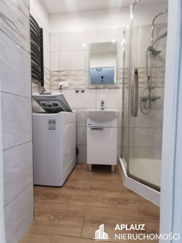 Mieszkanie 3-pokojowe Jelenia Góra Cieplice Śląskie-Zdrój, ul. Wita Stwosza. Zdjęcie 9