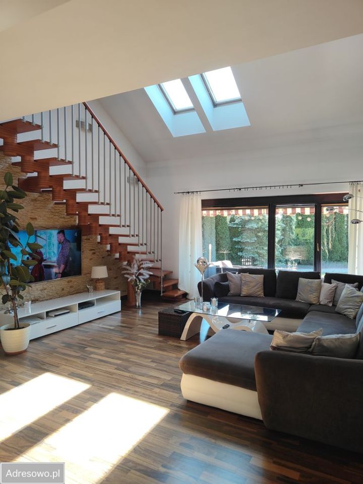 bliźniak, 5 pokoi Zabrze Centrum, ul. Neptuna. Zdjęcie 4