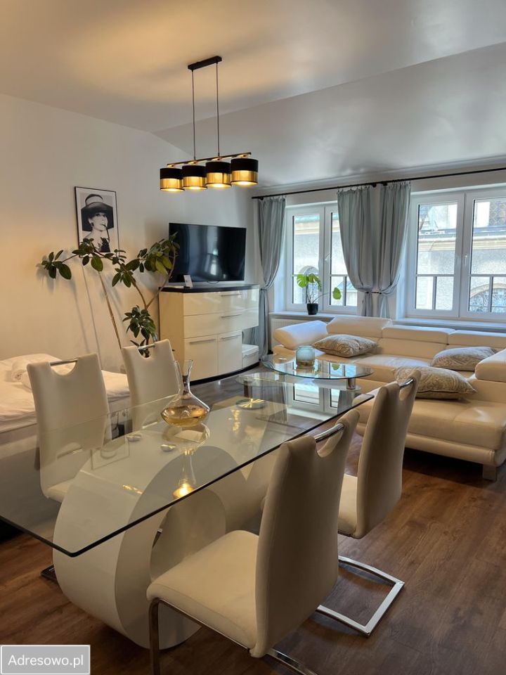 Mieszkanie 2-pokojowe Bielsko-Biała Śródmieście, pl. św. Mikołaja. Zdjęcie 8