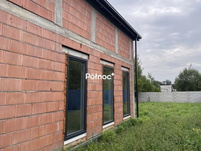 dom wolnostojący Częstochowa Stradom, ul. Kmicica. Zdjęcie 8