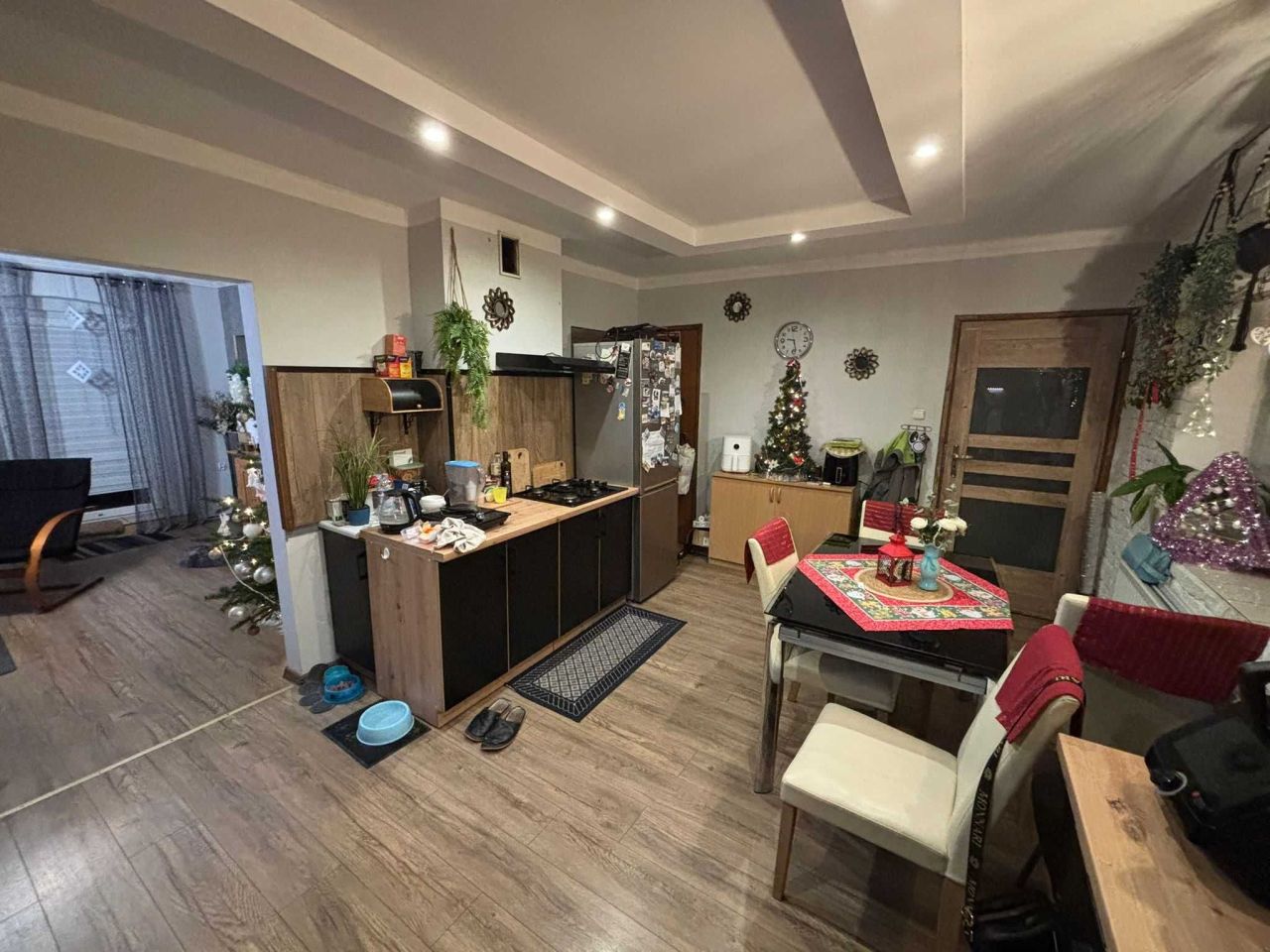 Mieszkanie 4-pokojowe Roszkowice. Zdjęcie 3