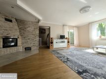 dom wolnostojący, 7 pokoi Dobrzyniówka. Zdjęcie 1