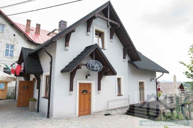 Nieruchomość komercyjna Istebna