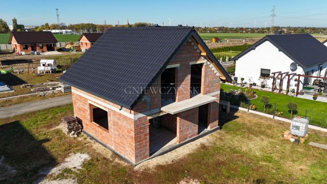 dom wolnostojący, 5 pokoi Grodków, ul. Zawadzkiego. Zdjęcie 1