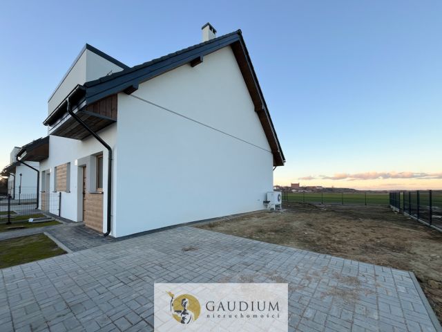 bliźniak, 4 pokoje Nicponia. Zdjęcie 18