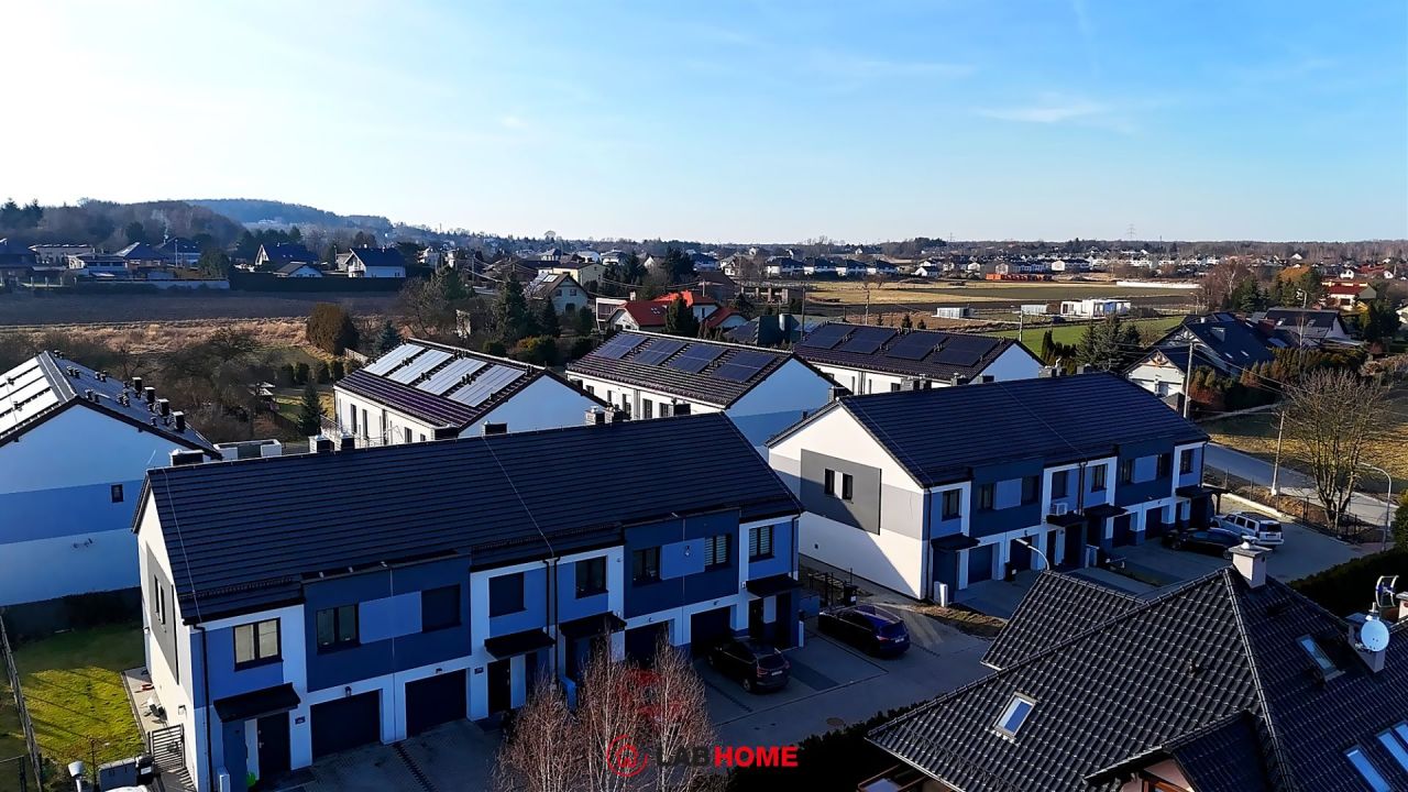 dom szeregowy, 5 pokoi Katowice Zarzecze, ul. gen. Stefana Grota-Roweckiego. Zdjęcie 1