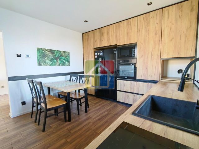 dom wolnostojący, 5 pokoi Stanisławów. Zdjęcie 5