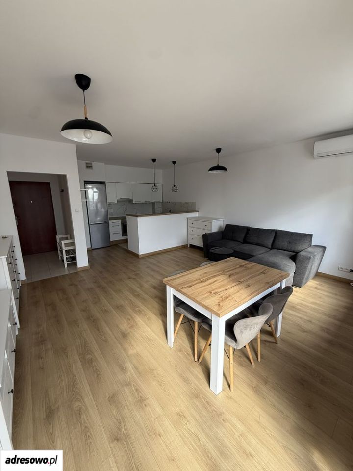 Mieszkanie 2-pokojowe Warszawa Dolny Mokotów, ul. Bobrowiecka. Zdjęcie 1