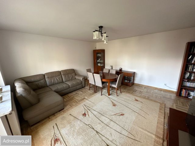 Mieszkanie 4-pokojowe Warszawa Kabaty, ul. Rybałtów. Zdjęcie 1