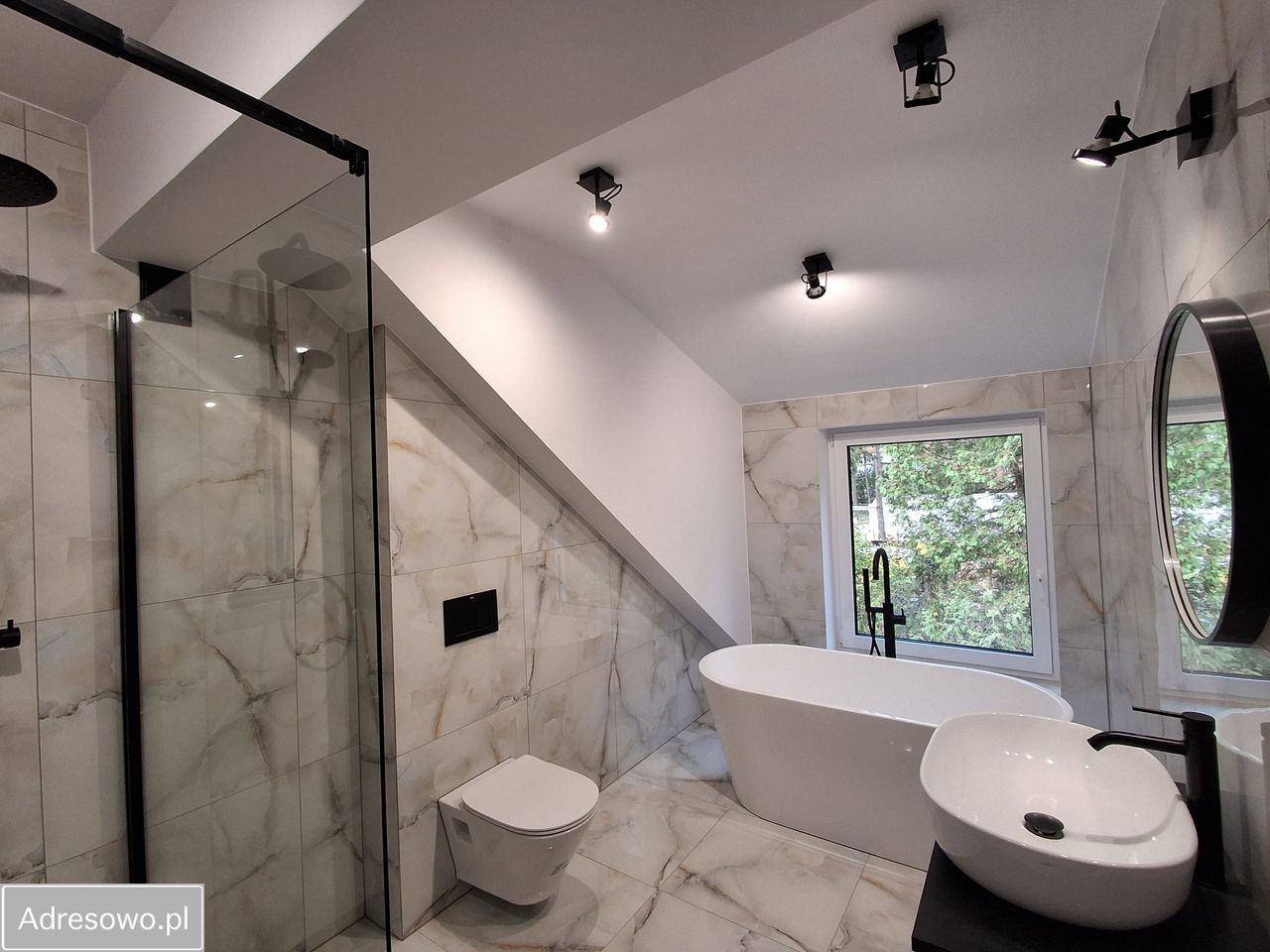 bliźniak, 3 pokoje Podkowa Leśna, ul. Konwalii. Zdjęcie 2