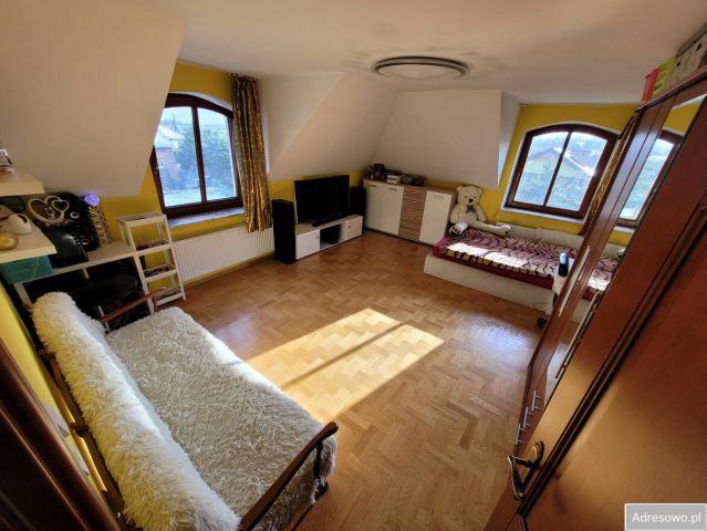 dom wolnostojący, 5 pokoi Nasutów. Zdjęcie 1