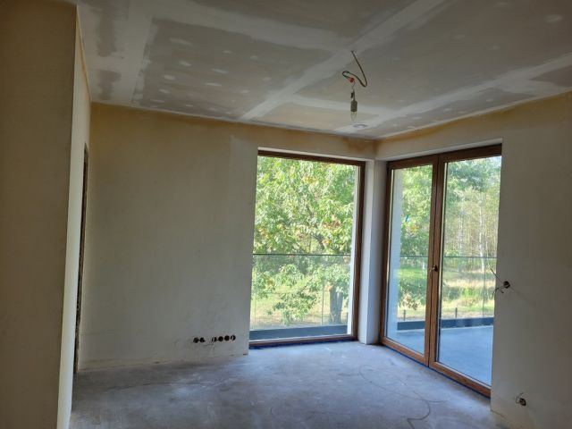 dom wolnostojący, 5 pokoi Złotokłos. Zdjęcie 19