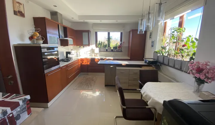 Mieszkanie 4-pokojowe Jeżów Sudecki, ul. Długa