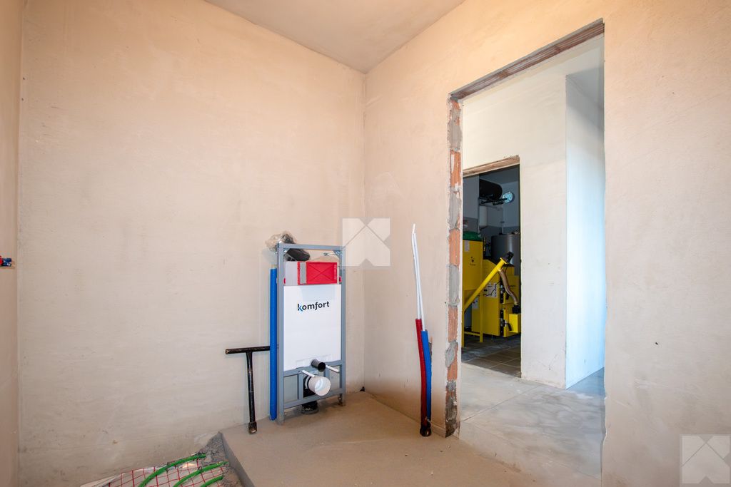 dom wolnostojący, 4 pokoje Wiśniowa. Zdjęcie 26