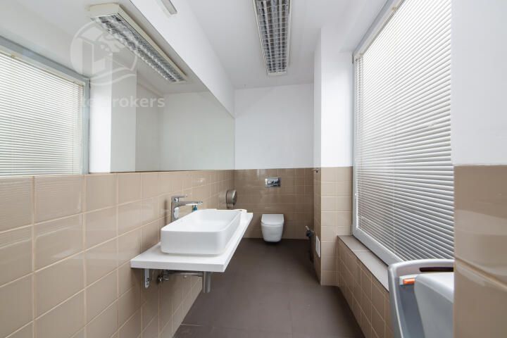 Lokal Wrocław Krzyki, al. Karkonoska. Zdjęcie 10