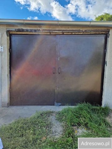 Garaż/miejsce parkingowe Złotów, ul. Powstańców. Zdjęcie 1