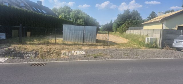 Działka budowlana Bobrowniki. Zdjęcie 1