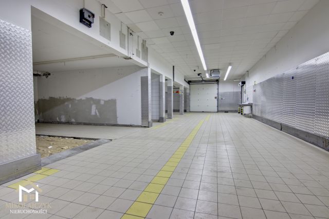 Hala/magazyn Piersele. Zdjęcie 9