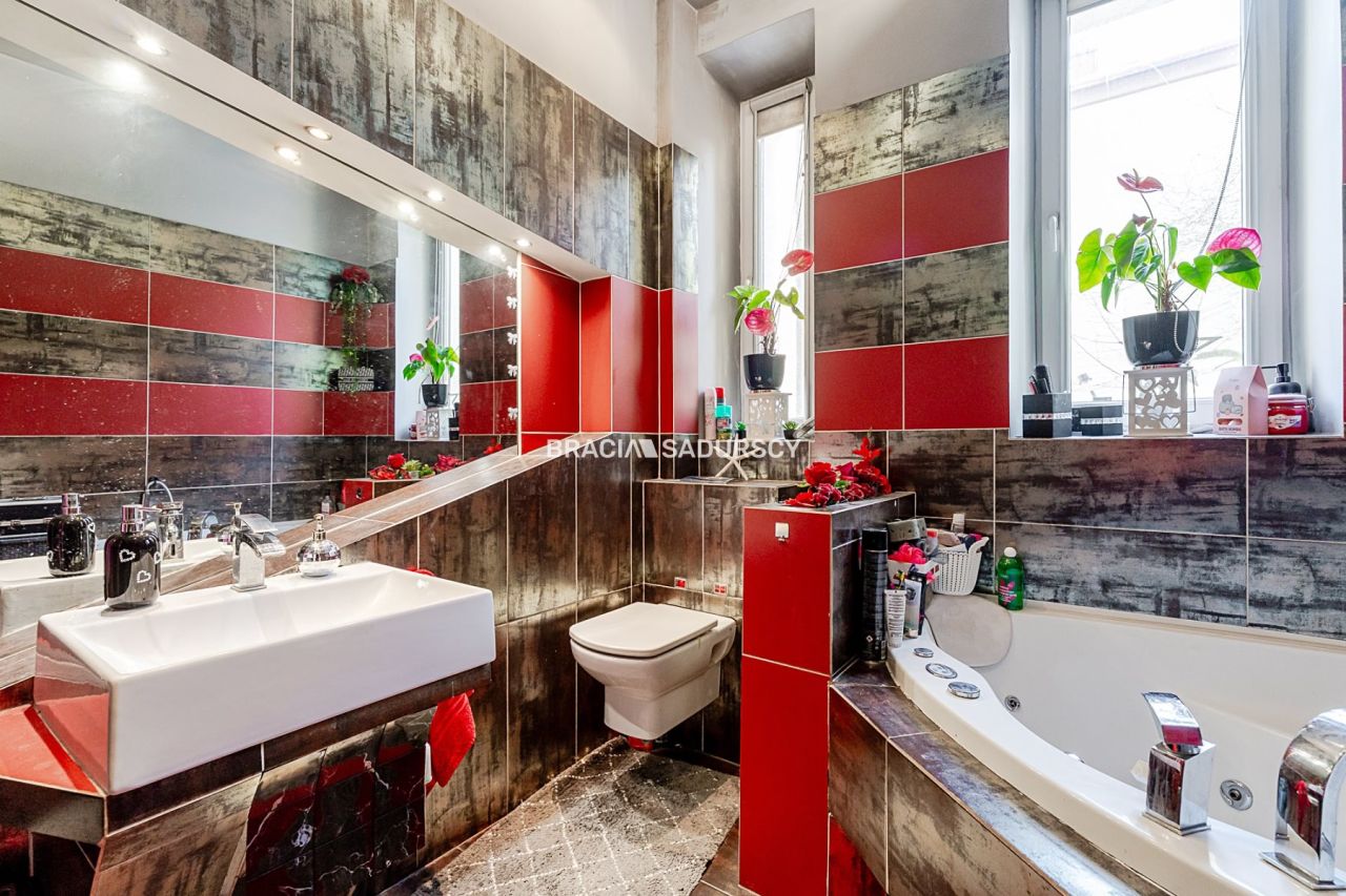 dom wolnostojący, 6 pokoi Kraków Grzegórzki, ul. gen. Józefa Sowińskiego. Zdjęcie 12