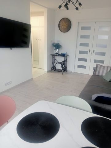 Mieszkanie 2-pokojowe Gliwice Śródmieście, ul. Prymasa Stefana Wyszyńskiego. Zdjęcie 1