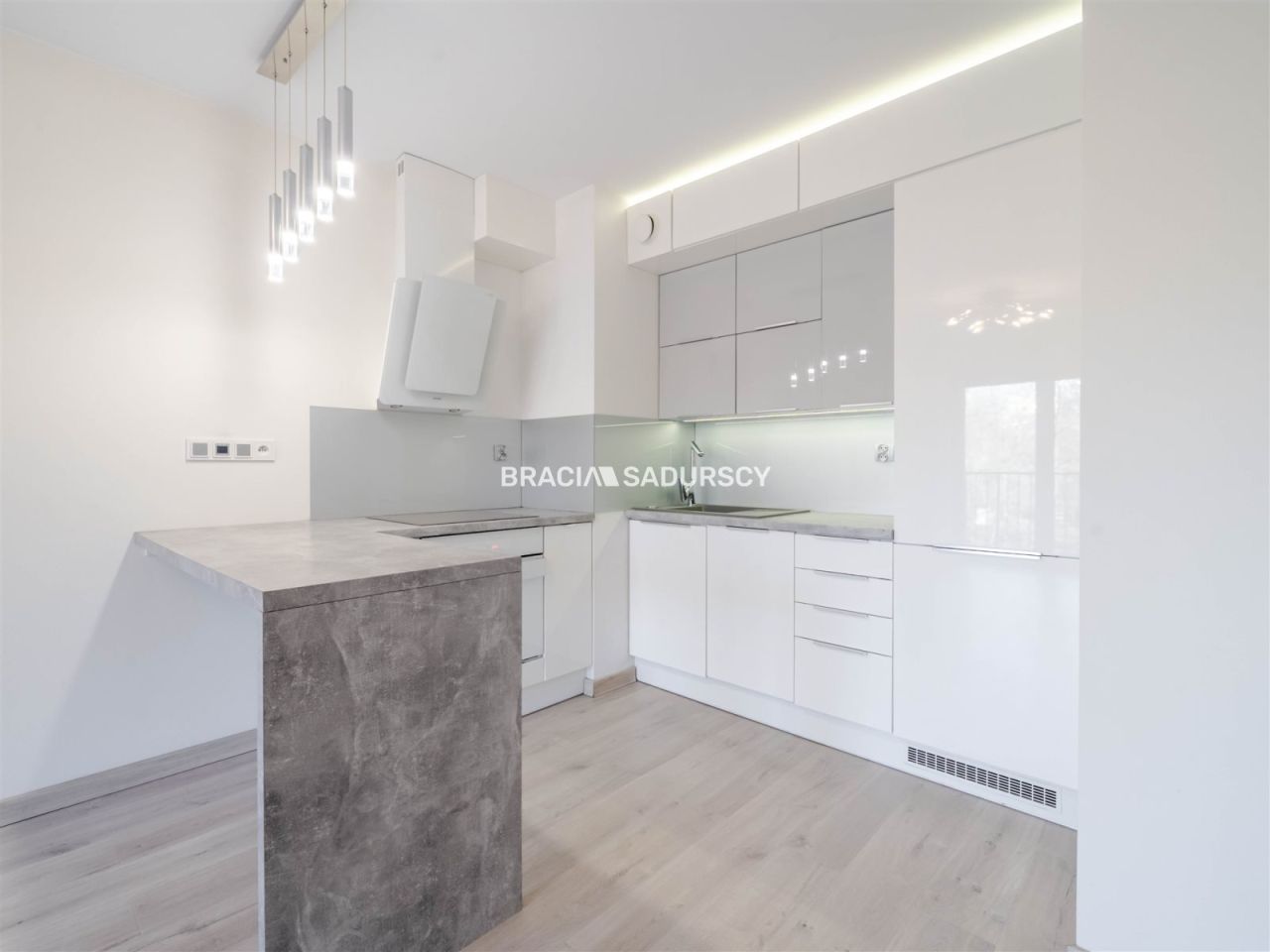 Mieszkanie 3-pokojowe Kraków Nowa Huta, os. Szklane Domy. Zdjęcie 9