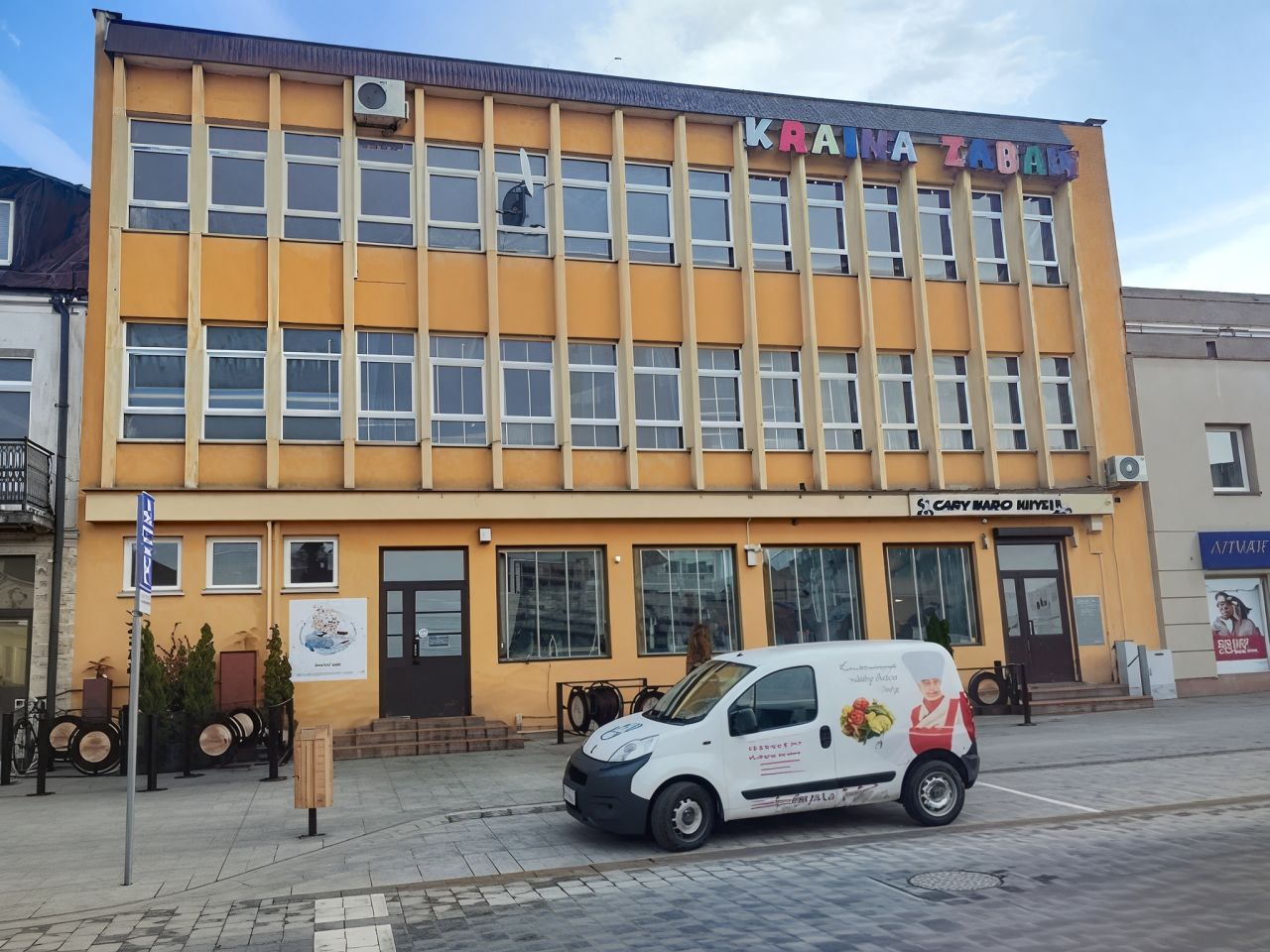 Lokal Płońsk, pl. 15 Sierpnia. Zdjęcie 4