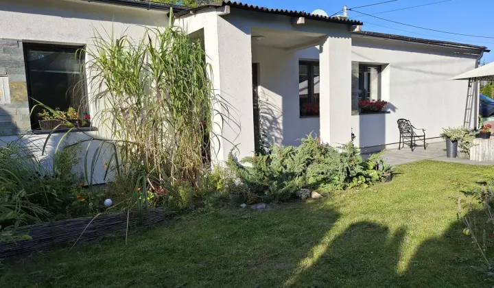 bliźniak, 5 pokoi Wojciechowo