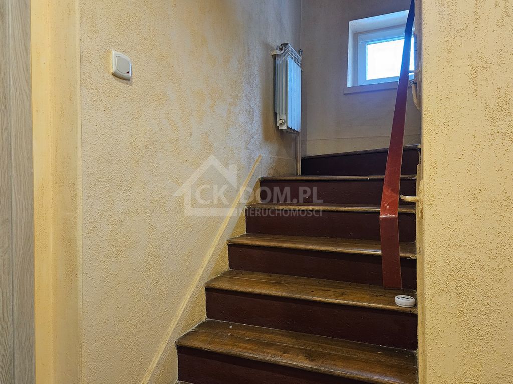 dom wolnostojący, 5 pokoi Jędrzejów. Zdjęcie 4