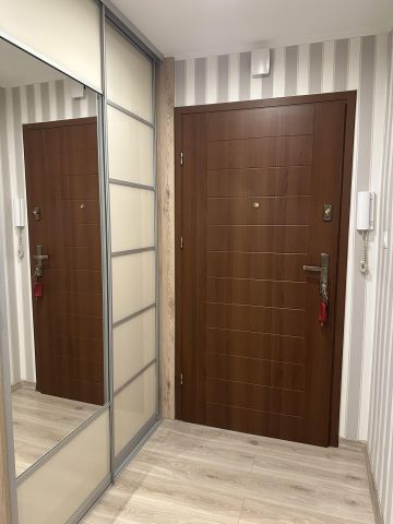 Mieszkanie 3-pokojowe Busko-Zdrój Centrum, os. Tadeusza Kościuszki. Zdjęcie 1