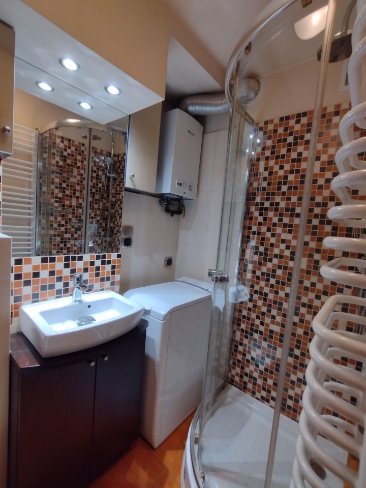 Mieszkanie 2-pokojowe Bielsko-Biała Śródmieście, ul. Wiktora Przybyły. Zdjęcie 16