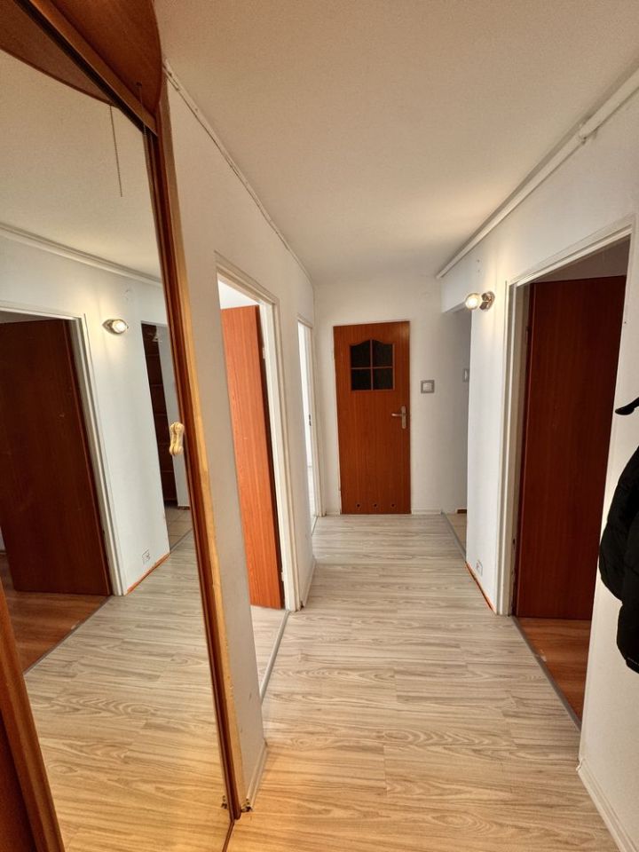 Mieszkanie 3-pokojowe Czarny Bór. Zdjęcie 4