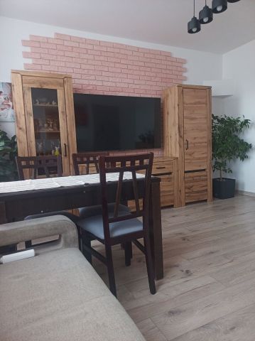 Mieszkanie 4-pokojowe Niwiska. Zdjęcie 1