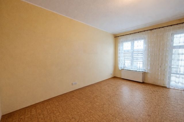 Mieszkanie 3-pokojowe Oleśnica Centrum, ul. 11 Listopada. Zdjęcie 3