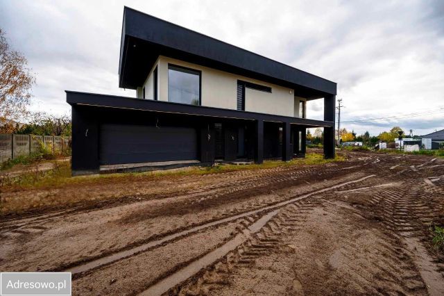 dom wolnostojący, 6 pokoi Łódź Polesie. Zdjęcie 1