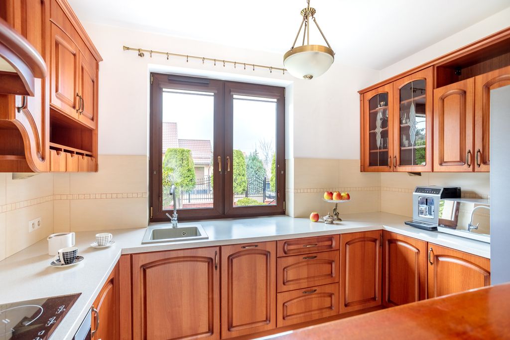 dom wolnostojący, 5 pokoi Borowa Góra, ul. Długa. Zdjęcie 4