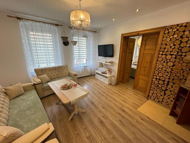 Mieszkanie 3-pokojowe Głuchołazy, ul. gen. Sikorskiego. Zdjęcie 1