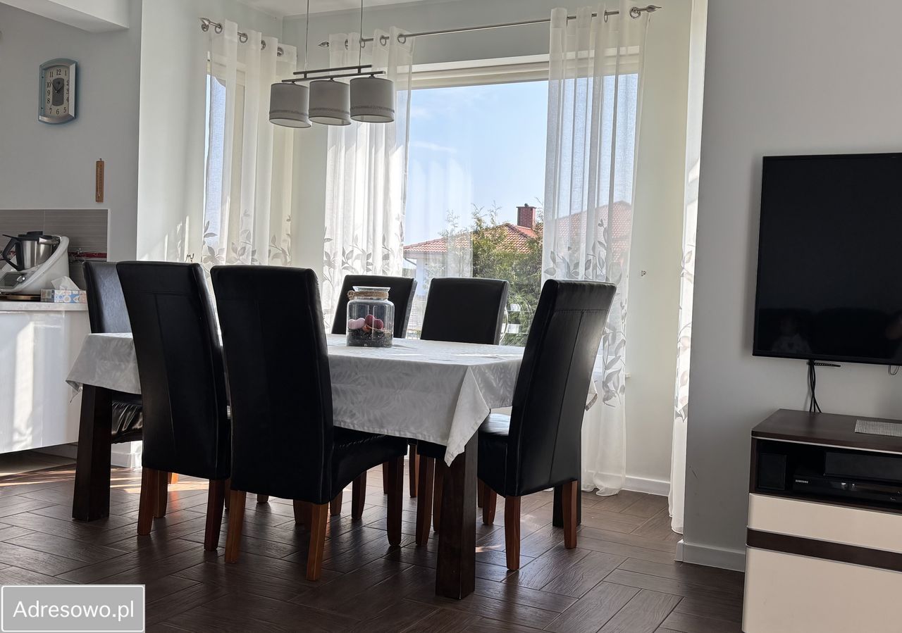 dom wolnostojący, 6 pokoi Nowa Wieś Malborska, ul. Platynowa. Zdjęcie 4