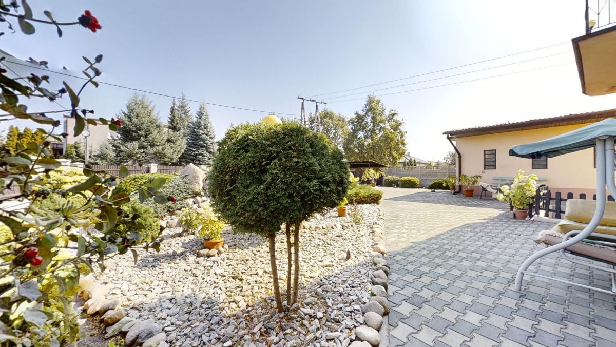 dom wolnostojący, 5 pokoi Zgierz Stare Miasto, ul. ks. Stanisława Staszica. Zdjęcie 2