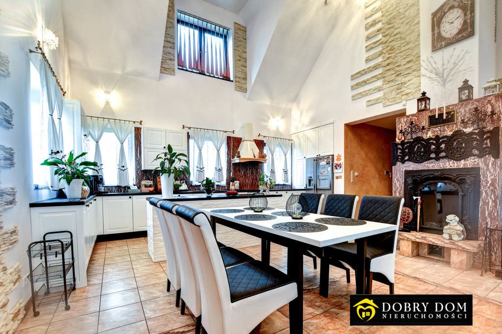 dom wolnostojący, 5 pokoi Brończany. Zdjęcie 2