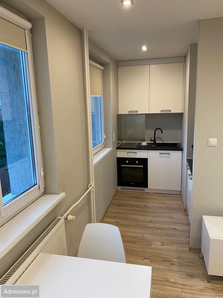 Mieszkanie 1-pokojowe Gliwice Trynek, ul. Cichociemnych. Zdjęcie 2