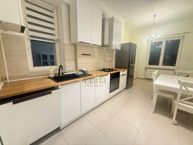 Mieszkanie 3-pokojowe Warszawa Wola, ul. Sienna. Zdjęcie 4